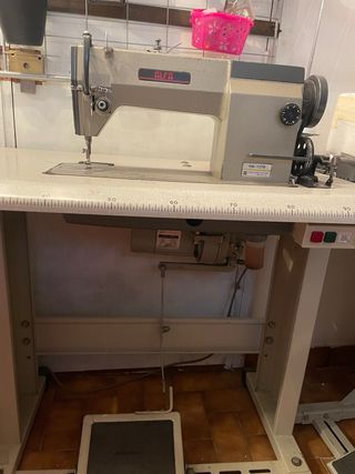 Máquina de coser Alfa industrial