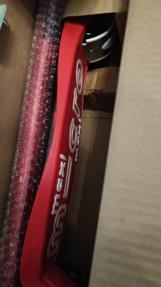 Patinete Micro Maxi LED Rojo nuevo