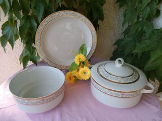 Zuppiera, piatto e insalatiera in porcellana