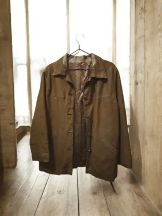 Cazadora piel ovino marrón estilo años 90