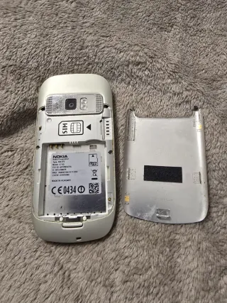 Nokia C7-00 Nero/Argento