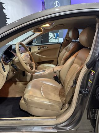 MERCEDES-BENZ 🟡 CLS 320 CDI 224cv NACIONAL FULL