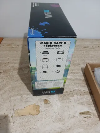 Nintendo Wii U Mario Kart 8 + Splatoon