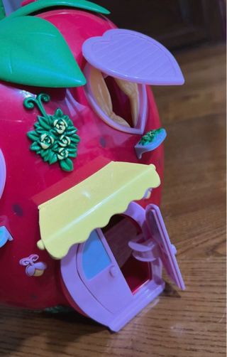 Casa Fragola Mew Mew + mobili e personaggi