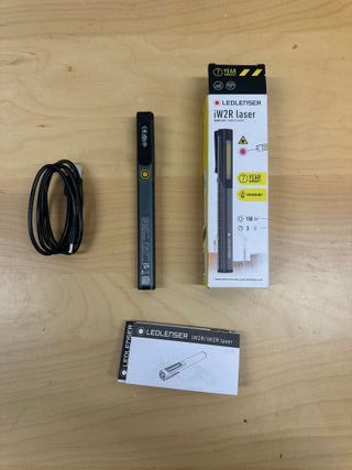 Linterna LED Recargable Ledlenser iW2R