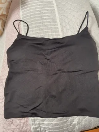 Camiseta negra tirantes