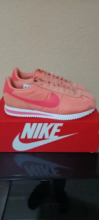 Nike Cortez TXT Naranja y Rosa