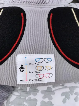 Mochila portabebés Ergobaby Gris