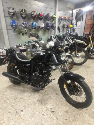 Macbor Rockster Flat 125 custom