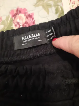 Pantalón chándal negro con cremallera