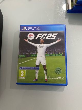 PS4 (PlayStation 4) Negra con Mando y Juegos