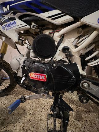 Moto Motocross 125cc KXM