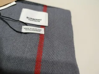 Bufanda Burberry Cuadros Gris y Negro
