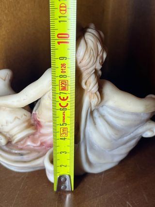 Scultura vintage donna con anfora