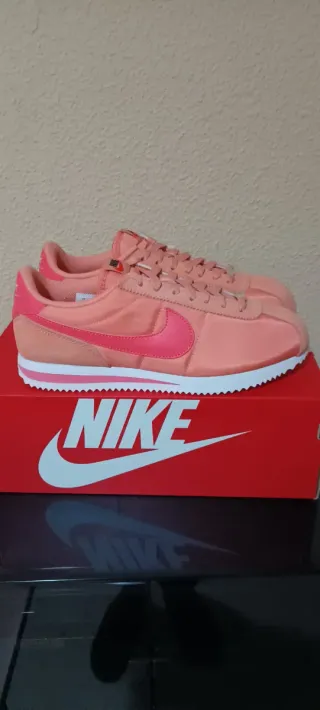 Nike Cortez TXT nylon Naranja y Rosa