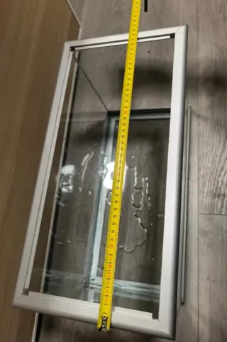 Acuario 28L plata con decoración de regalo