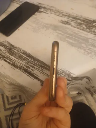 iPhone 11 Pro + 9 carcasas de regalo,IOS 26.2
