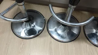 4 Taburetes Altos Cocina Negro y Plata