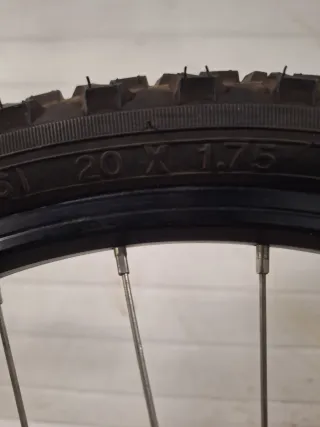 Bicicleta Infantil Freerider Roja y Blanca