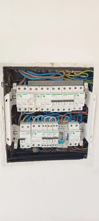 Electricista profesional ⚡