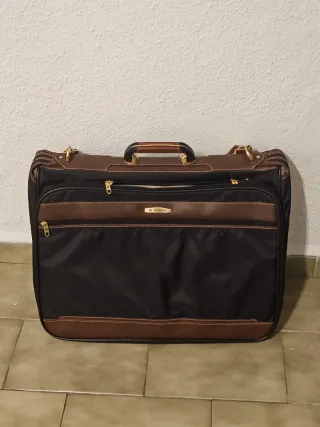 Maleta Portatrajes Samsonite Negra y Marrón