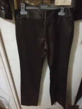 Conjunto pantalón, camisa y chaqueta