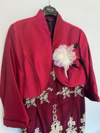 Vestido de boda/fiesta rojo con chaqueta