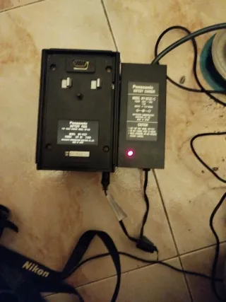 Cargador Panasonic Batería WV-BC22/C