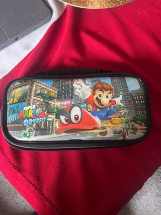 Nintendo Switch + juegos, 4 JoyCons + Accesorios