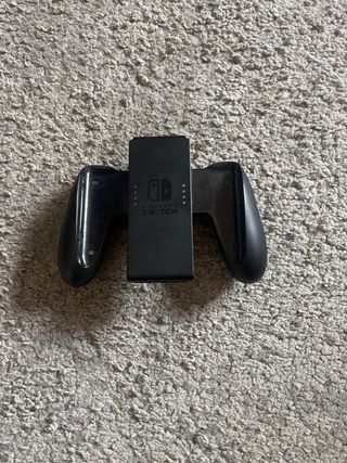 Nintendo Switch + juegos, 4 JoyCons + Accesorios