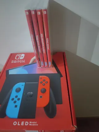 Nintendo Switch OLED con 4 juegos
