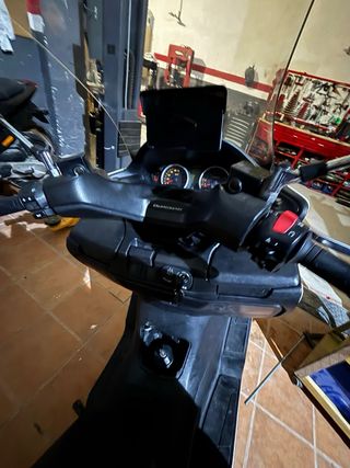 Moto Suzuki Burgman 400 - 2010