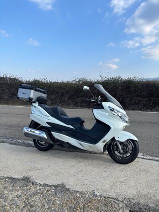 Moto Suzuki Burgman 400 - 2010