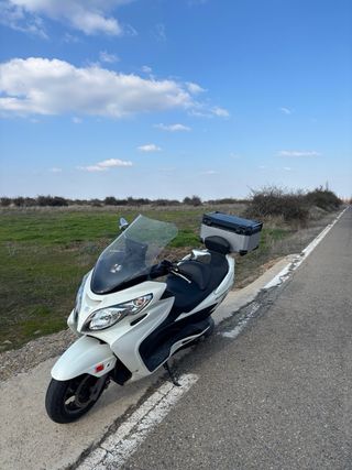 Moto Suzuki Burgman 400 - 2010