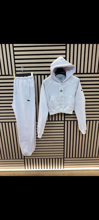 Conjunto Nike Gris Sudadera y Pantalón