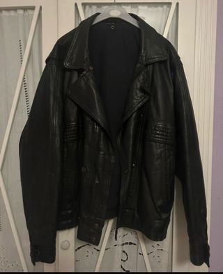 Cazadora cuero vintage negra