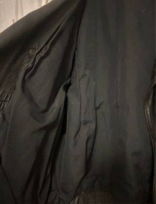 Cazadora cuero vintage negra