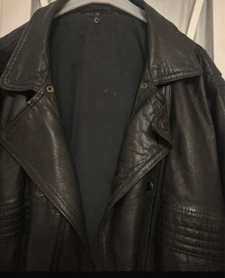 Cazadora cuero vintage negra