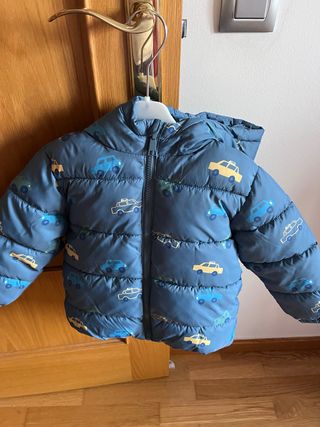 Chaqueta infantil con coches