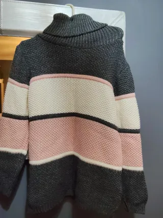 Jersey de cuello alto con rayas