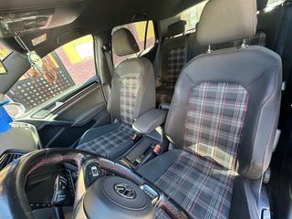 Volkswagen Golf GTI VII 2016