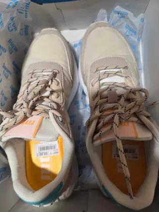 Zapatillas nuevas 39