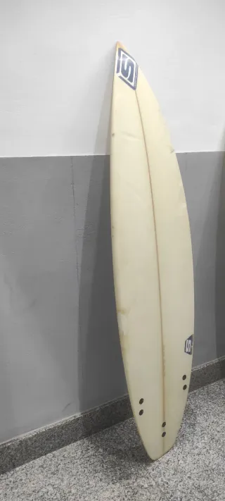 Tabla de surf Simon Anderson