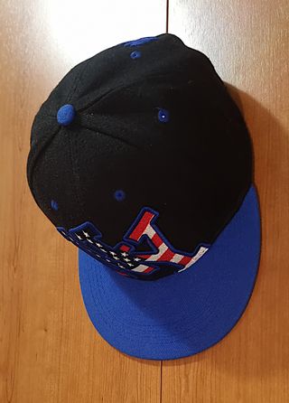 Gorra New York original broche strapback.