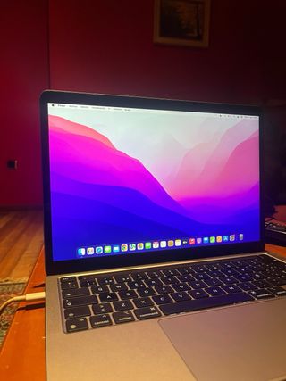 MacBook Pro 13" (2020) - Apple M1