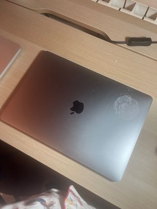 MacBook Pro 13" (2020) - Apple M1