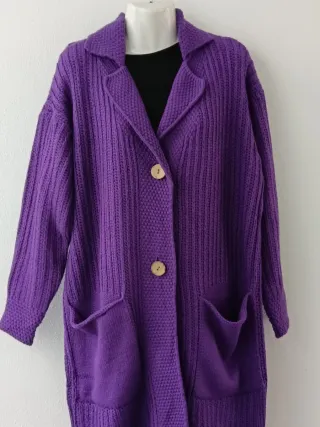 Casaco de malha roxo novo