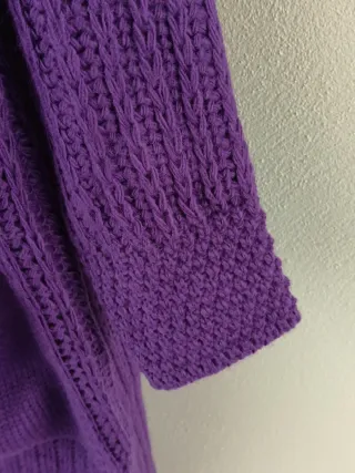 Casaco de malha roxo novo