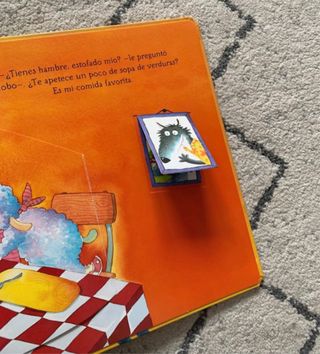 Libro Pop-Up de La ovejita que vino a cenar