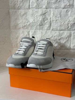 Scarpe Hermes bianche con H nera